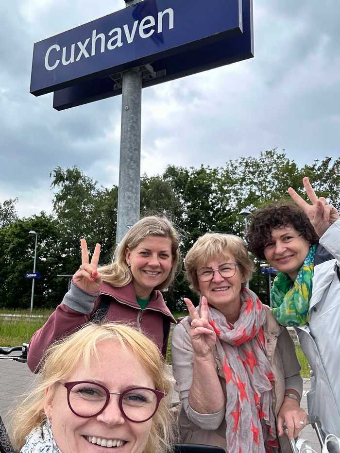 img 1e10f7a0fc6cb7169038e975be17f212 v